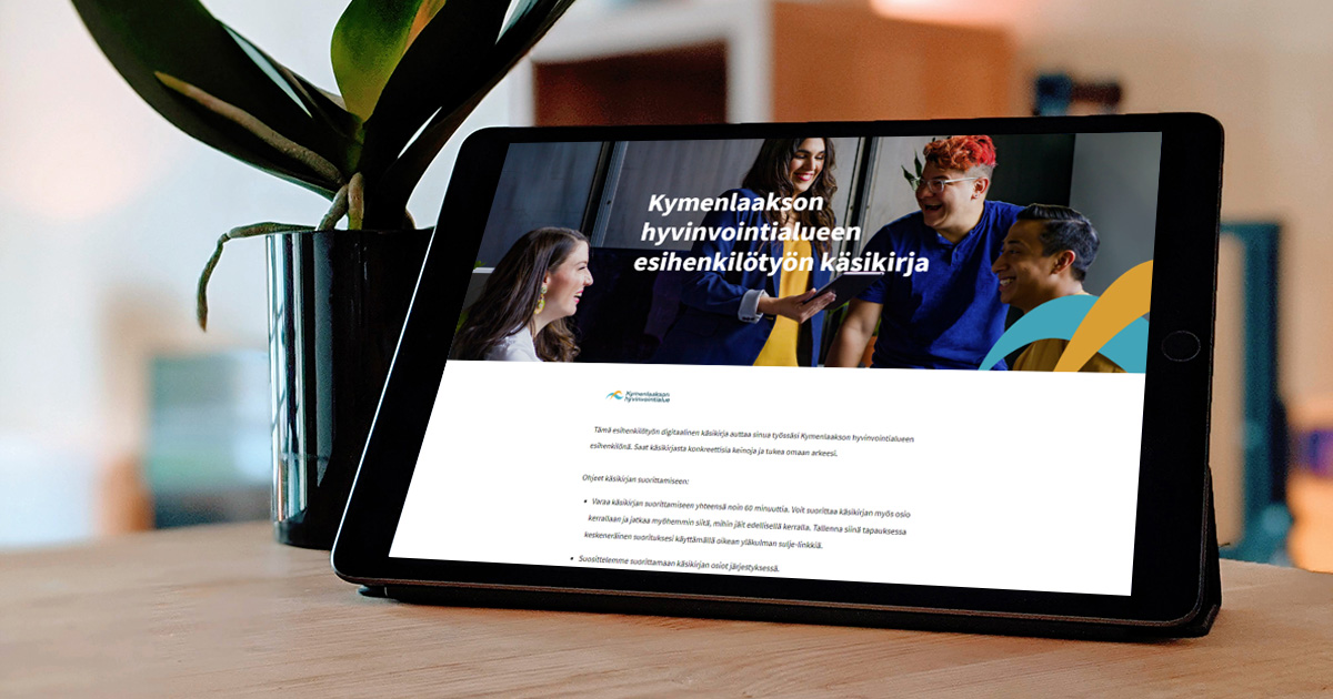 Valmennus ja digitaalinen käsikirja Kymenlaakson hyvinvointialueen esihenkilötyön tueksi